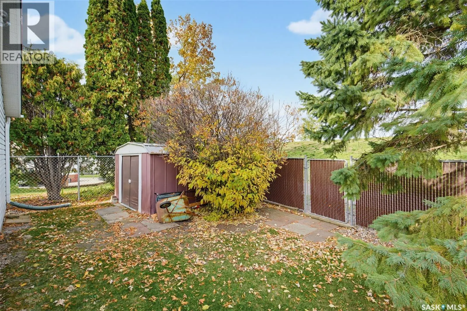 41 Arnason CRESCENT