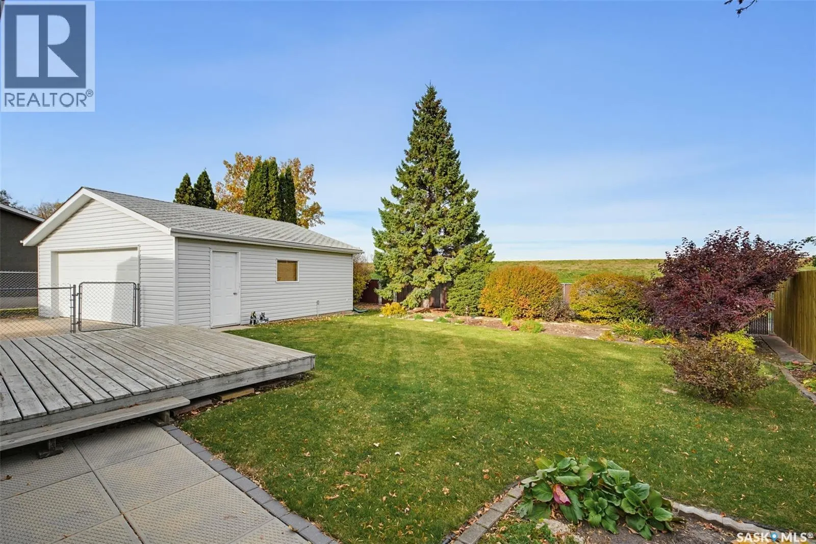 41 Arnason CRESCENT