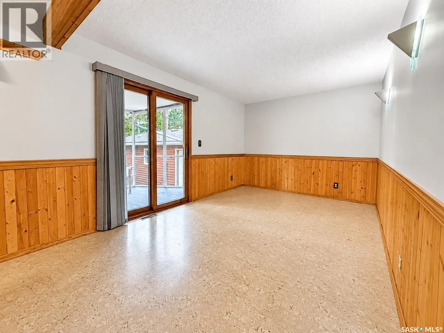 143 Lakeview DRIVE