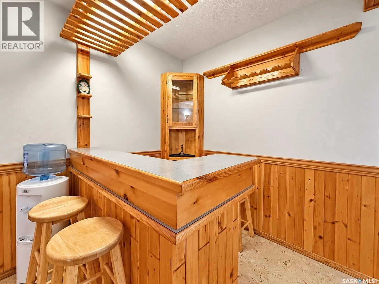 143 Lakeview DRIVE