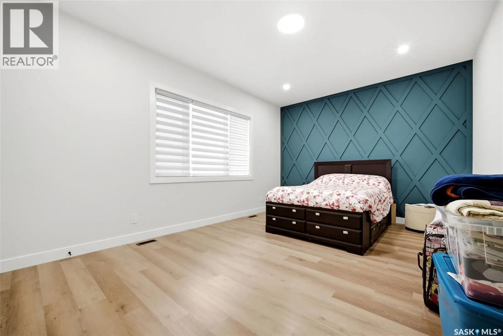 3752 Gee CRESCENT