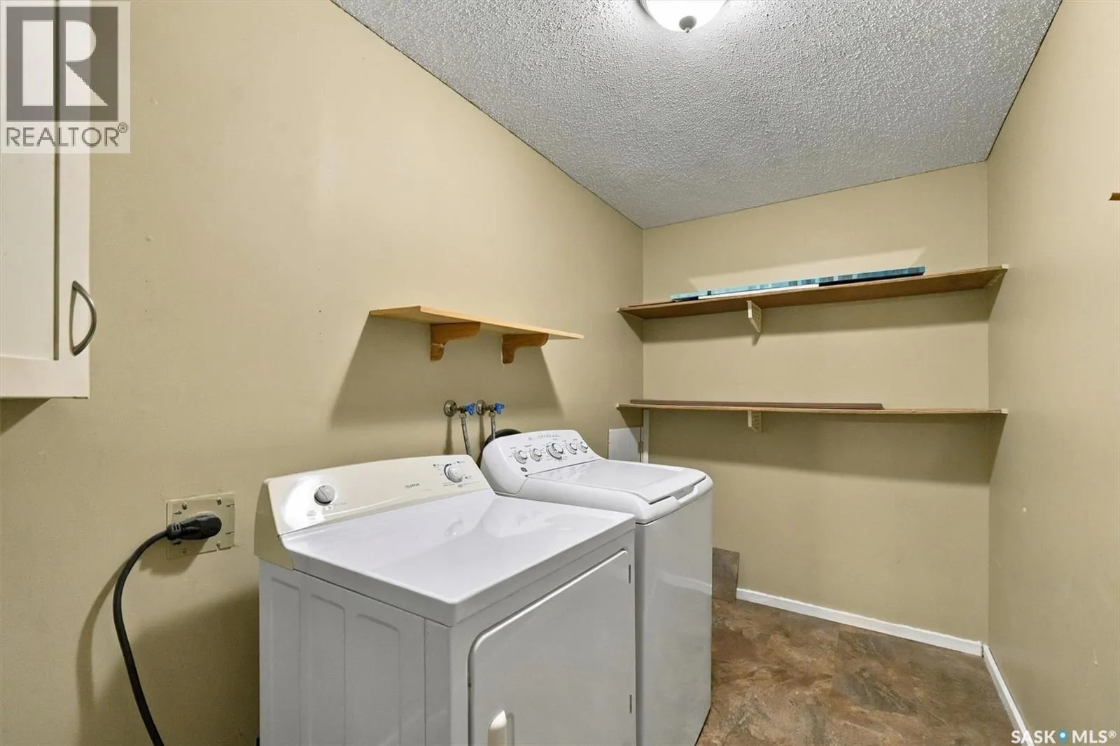 120 122 Edinburgh PLACE