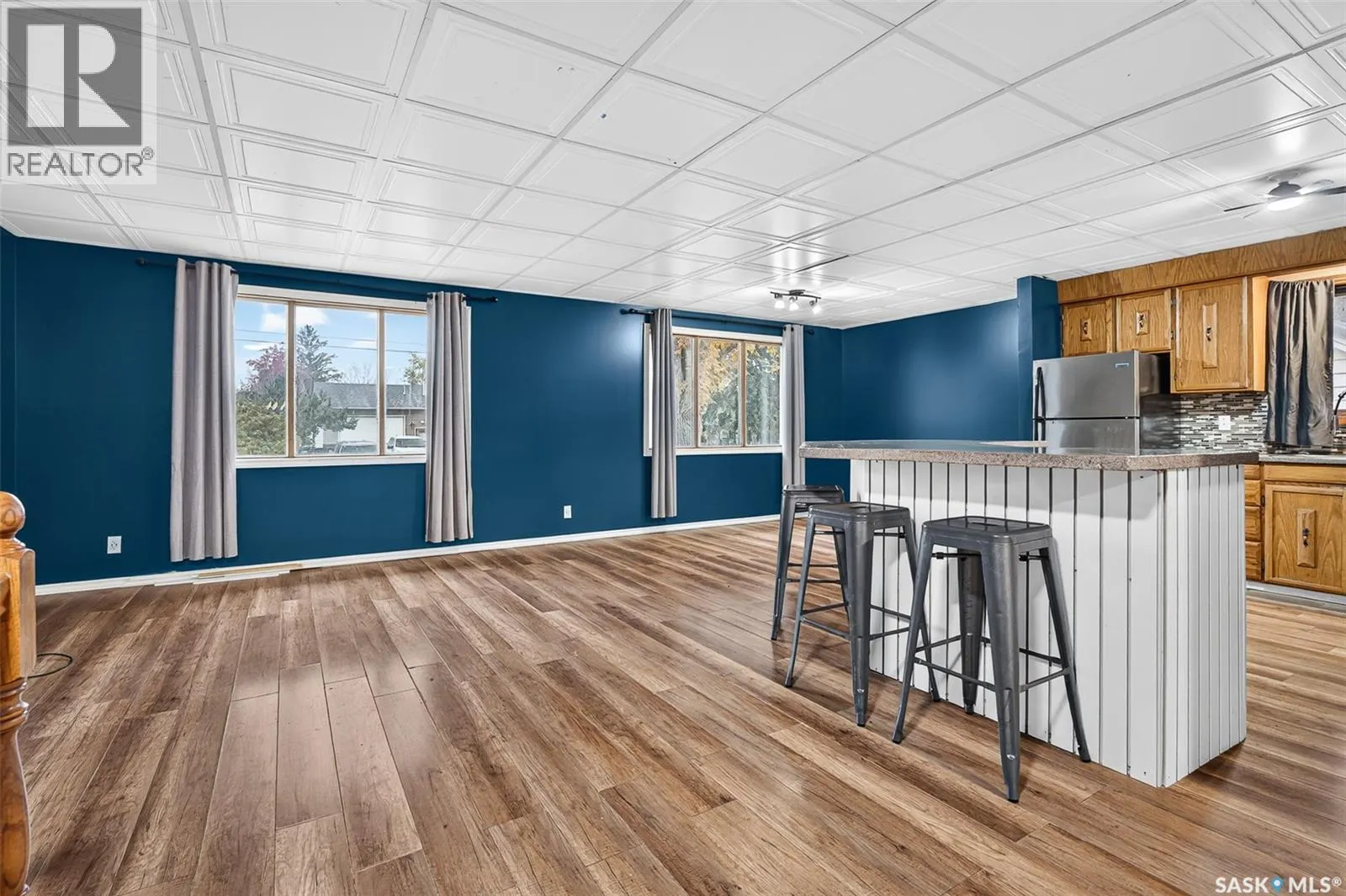 338 Grandview STREET W