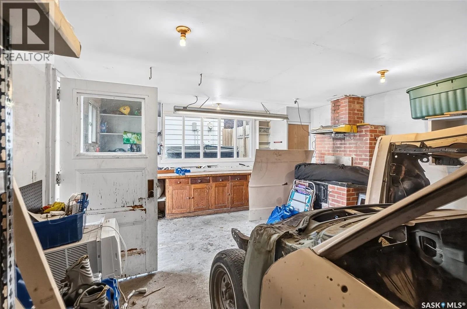 338 Grandview STREET W