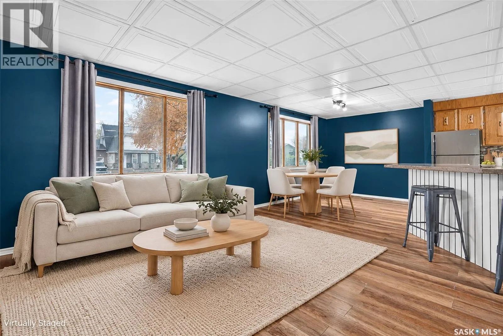 338 Grandview STREET W