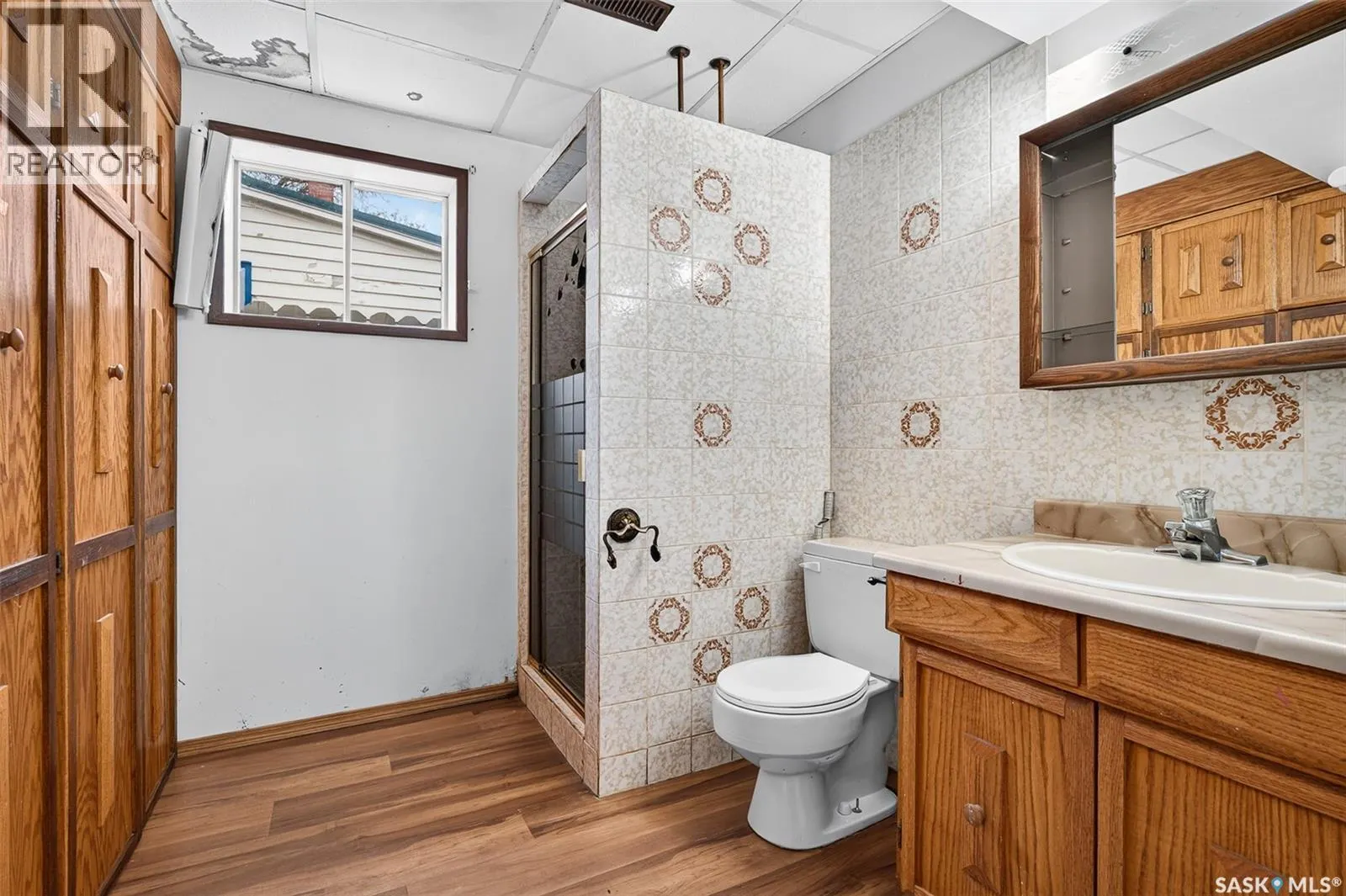 338 Grandview STREET W