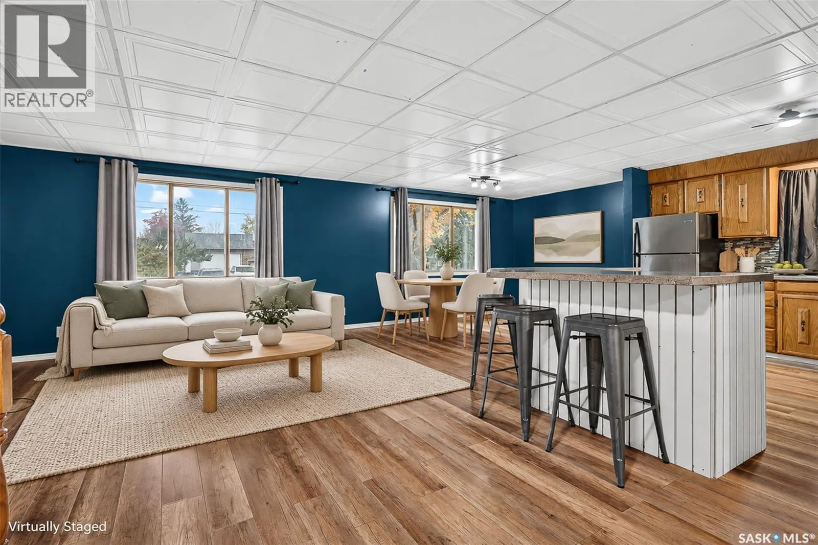 338 Grandview STREET W