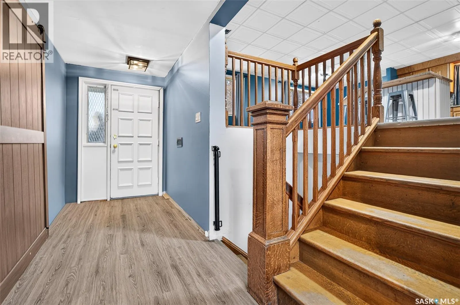 338 Grandview STREET W