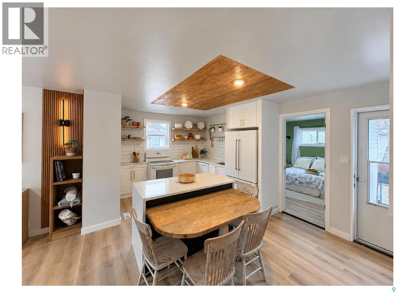 1006 3rd STREET