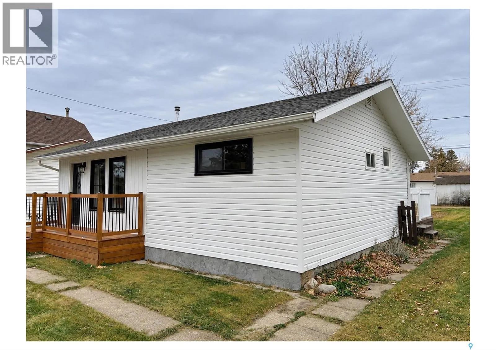 1006 3rd STREET