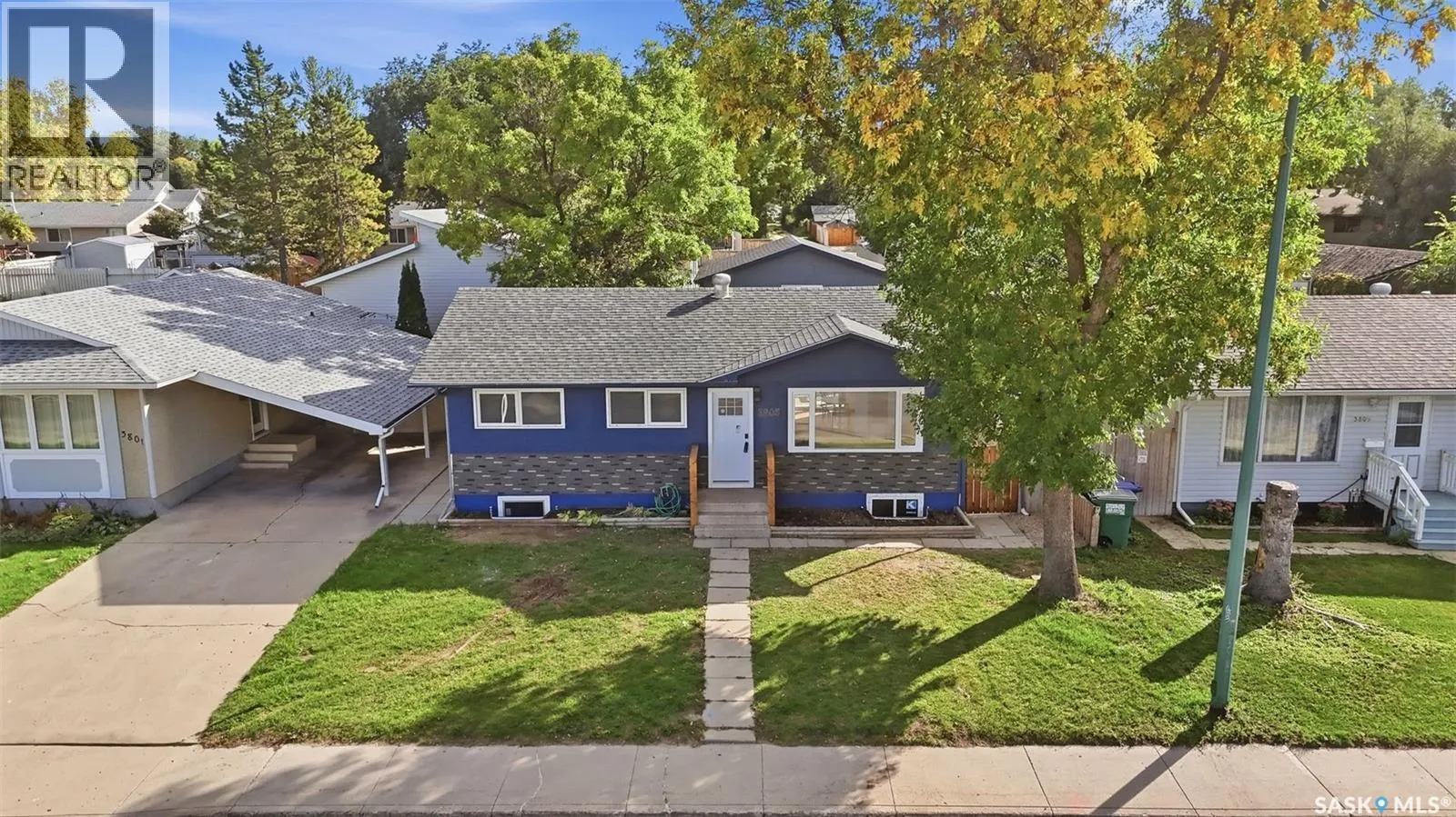 3805 Diefenbaker DRIVE
