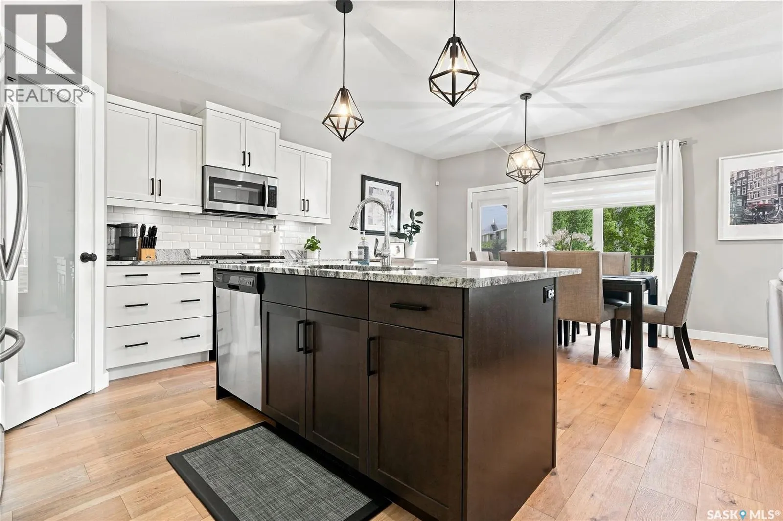 E 4138 Green Olive WAY E