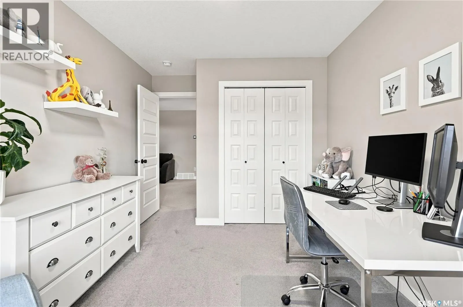 E 4138 Green Olive WAY E