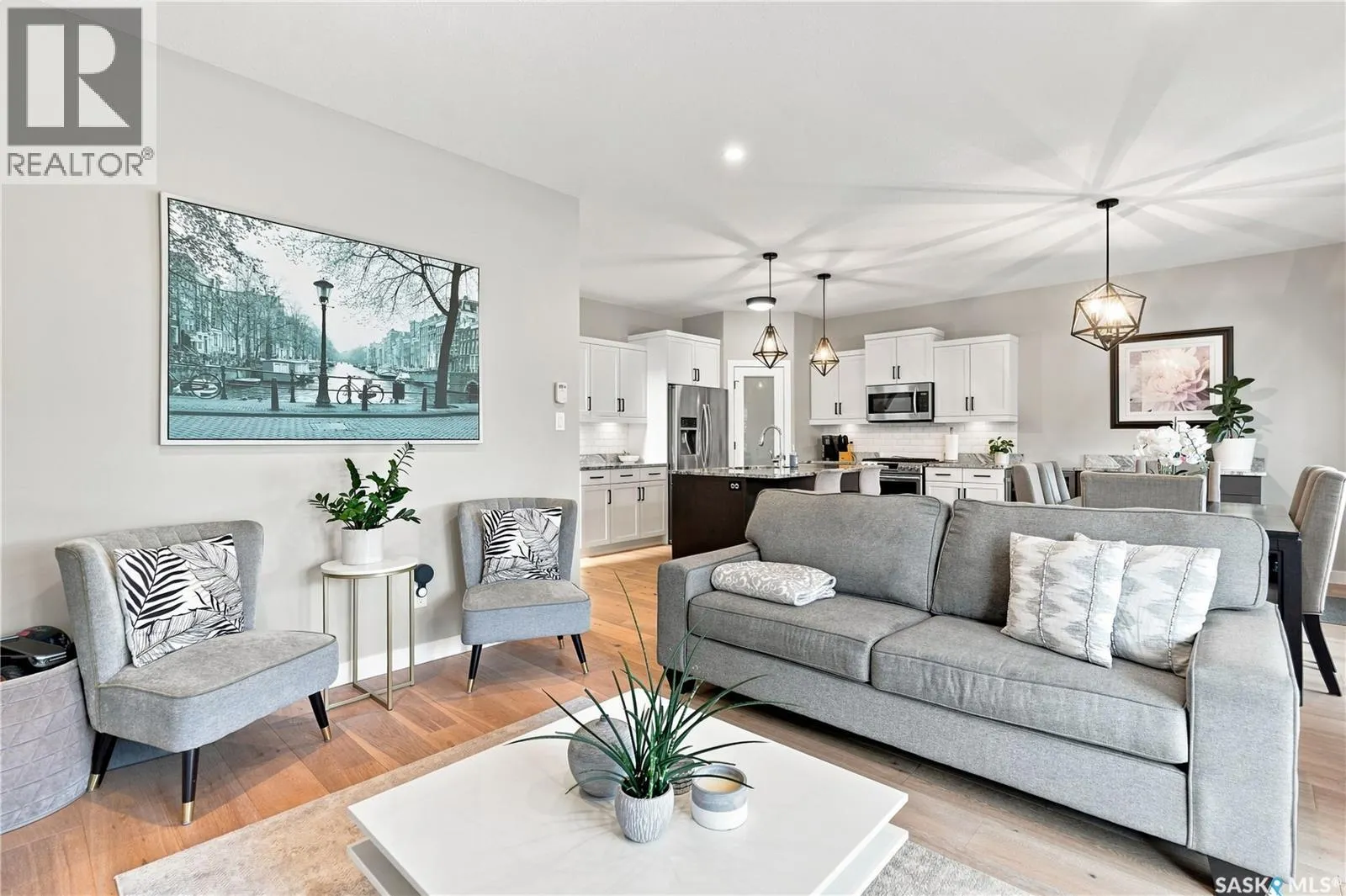 E 4138 Green Olive WAY E