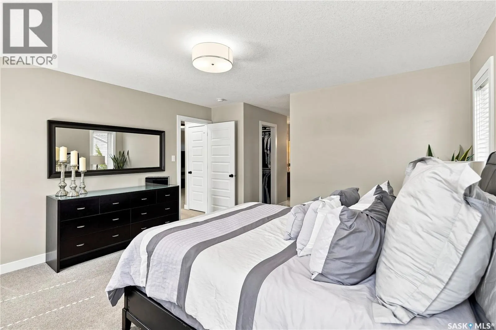 E 4138 Green Olive WAY E