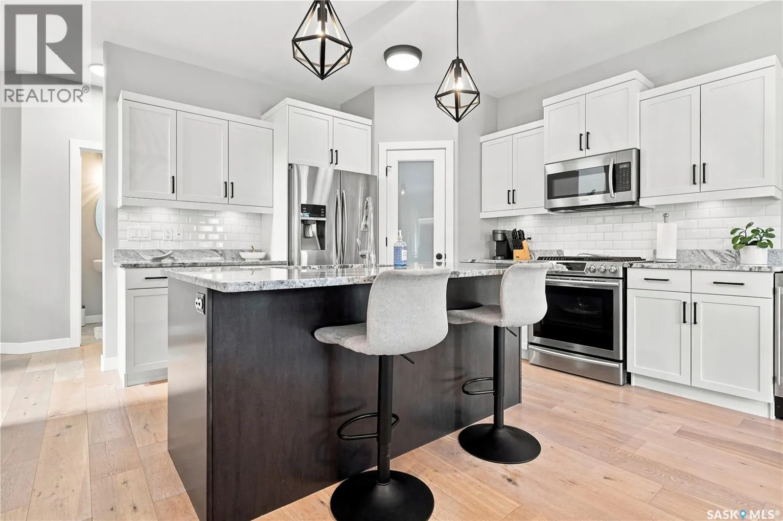 E 4138 Green Olive WAY E