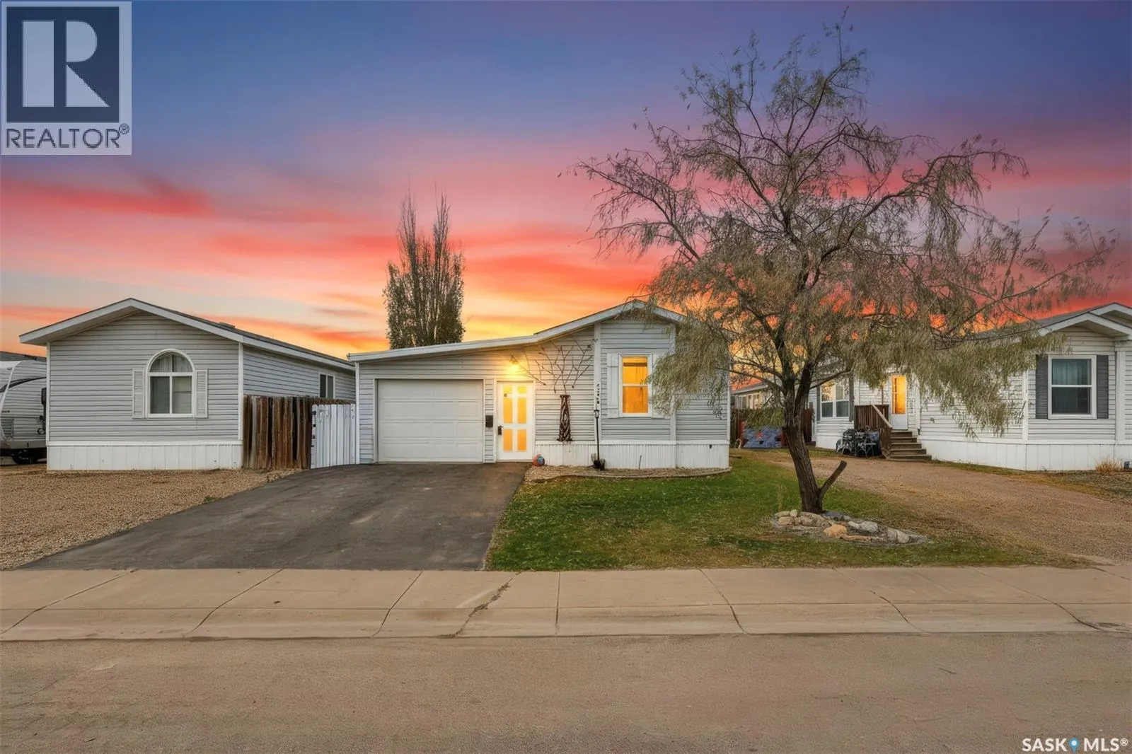 728 Harder COURT