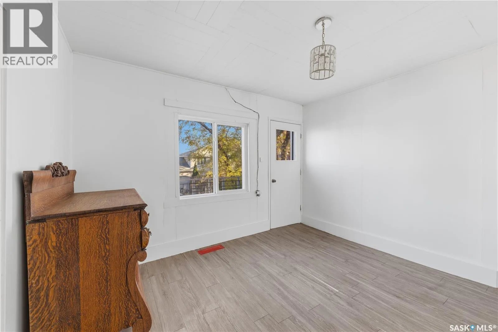 317 2nd AVENUE
