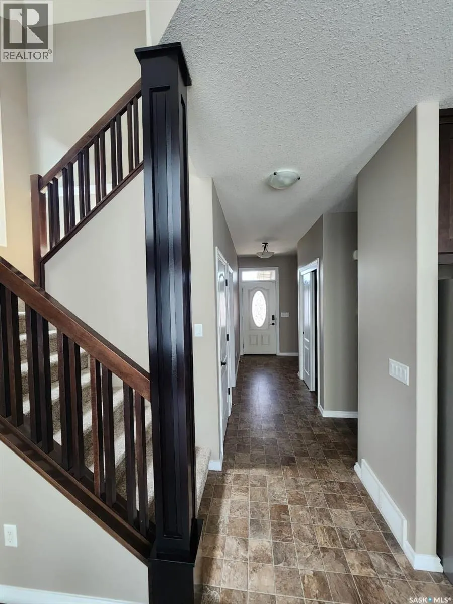 3826 GOLDFINCH WAY