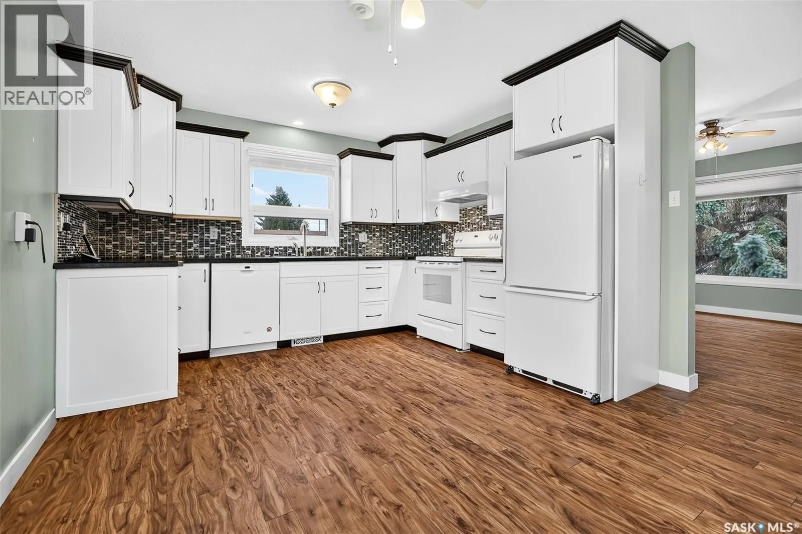 1402 Hastings STREET