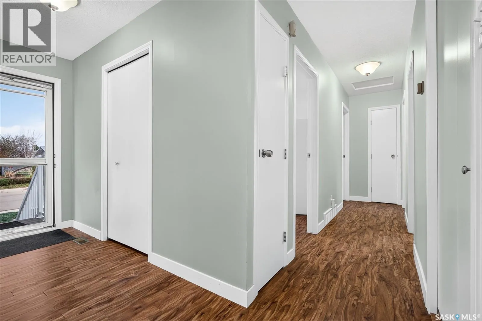 1402 Hastings STREET