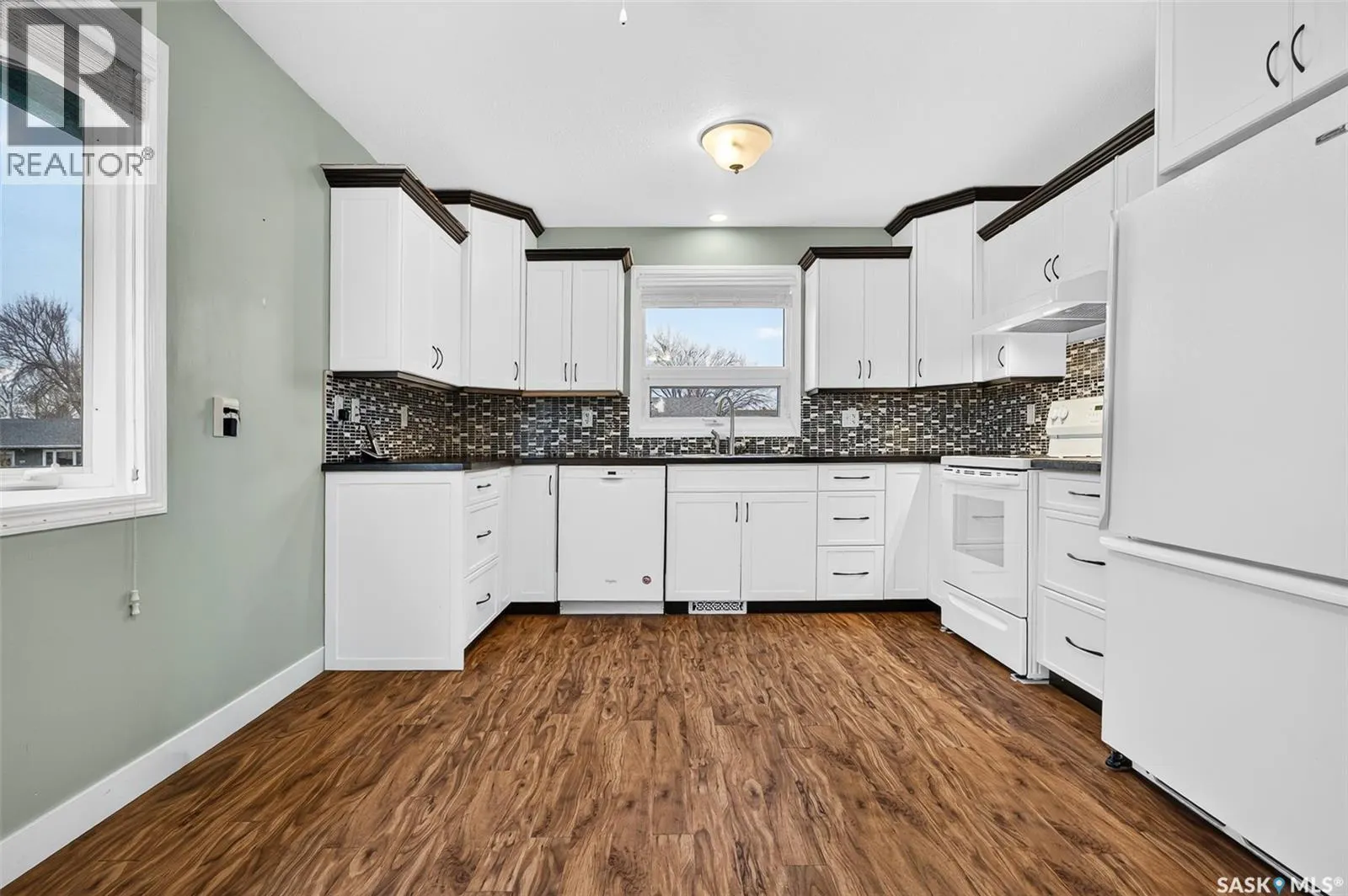 1402 Hastings STREET