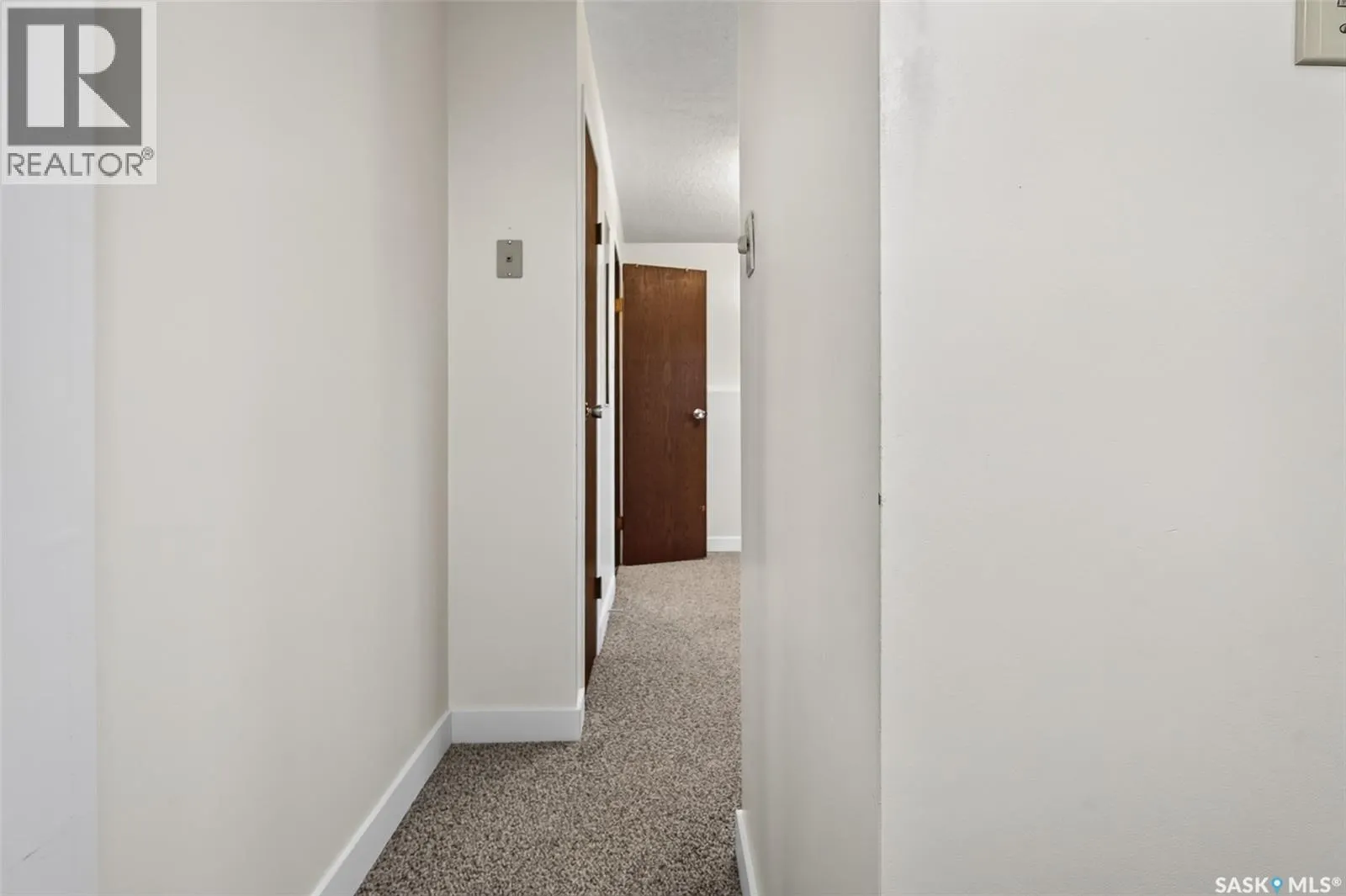 1402 Hastings STREET