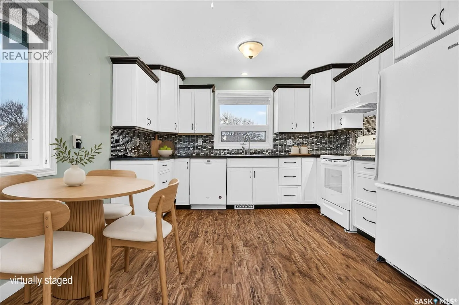 1402 Hastings STREET
