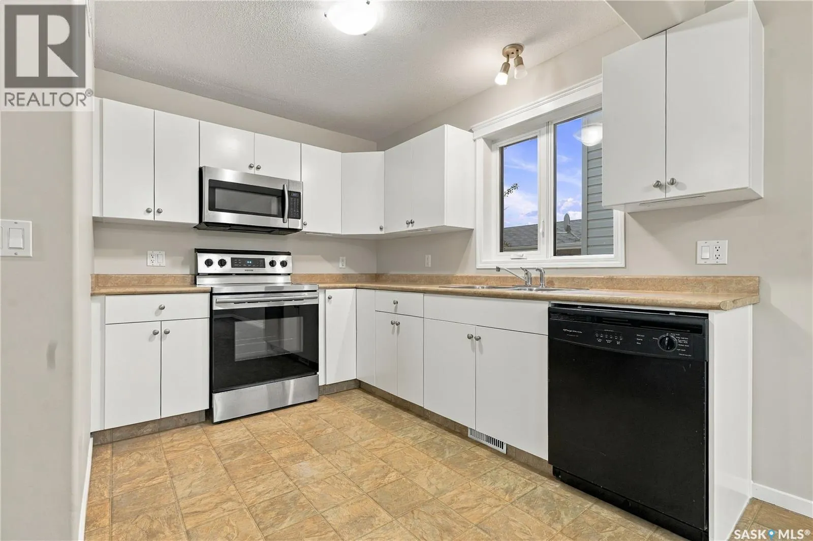 3158 37TH STREET W