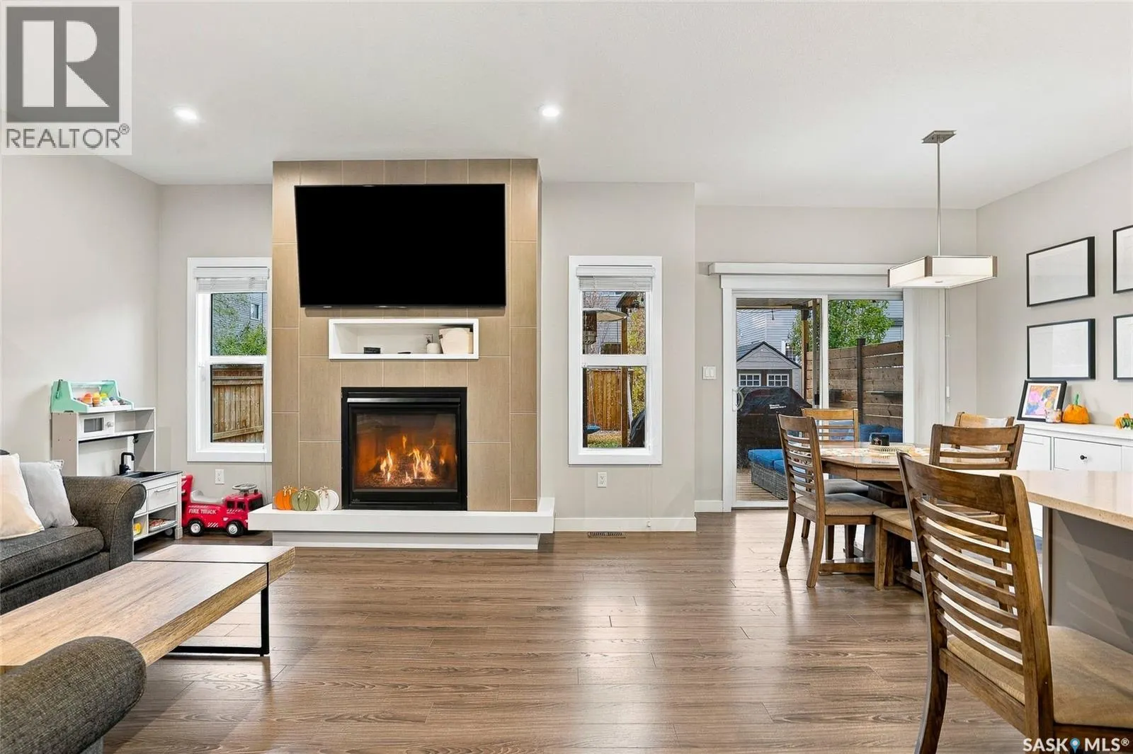 422 Secord WAY