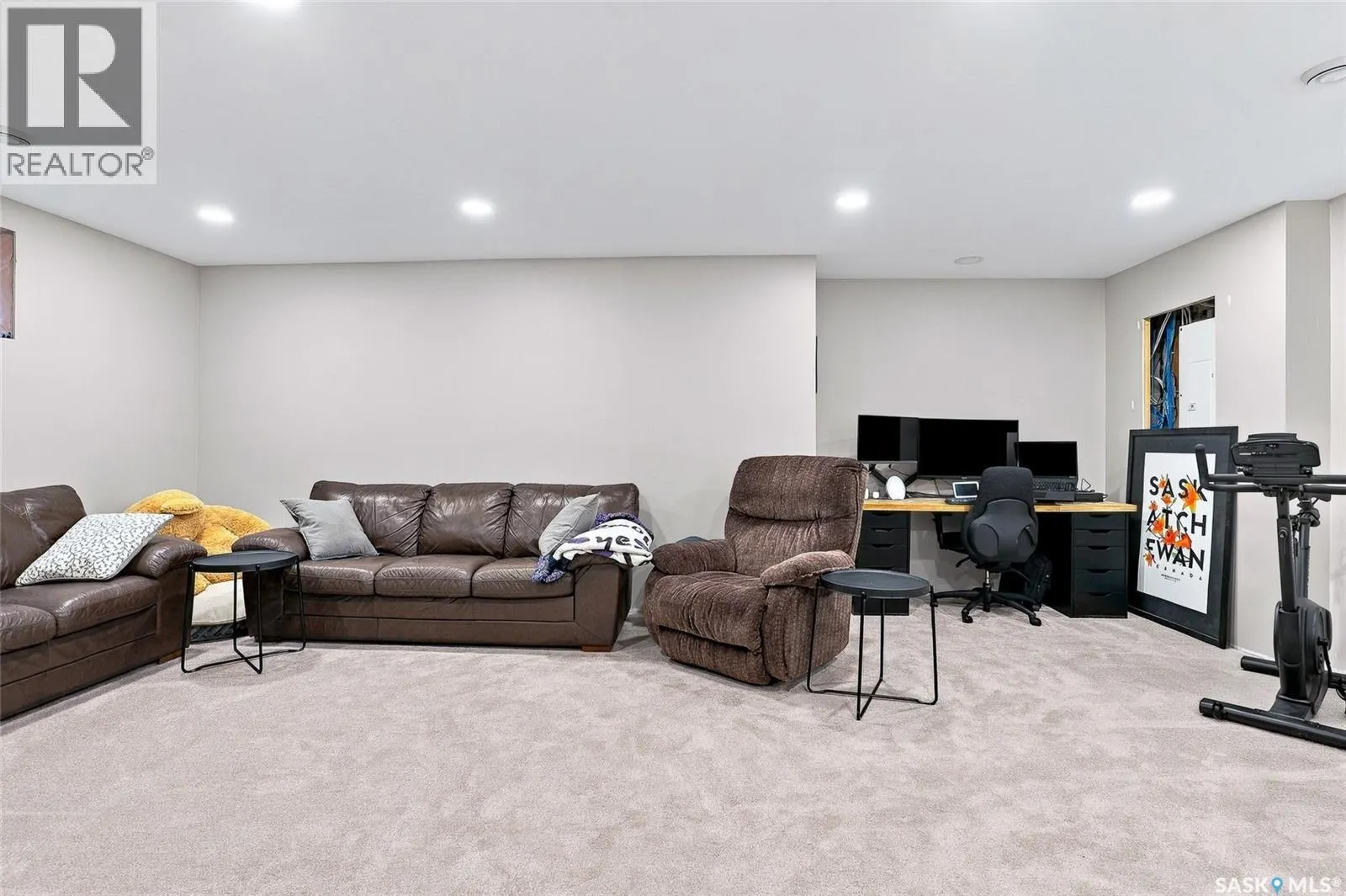 422 Secord WAY