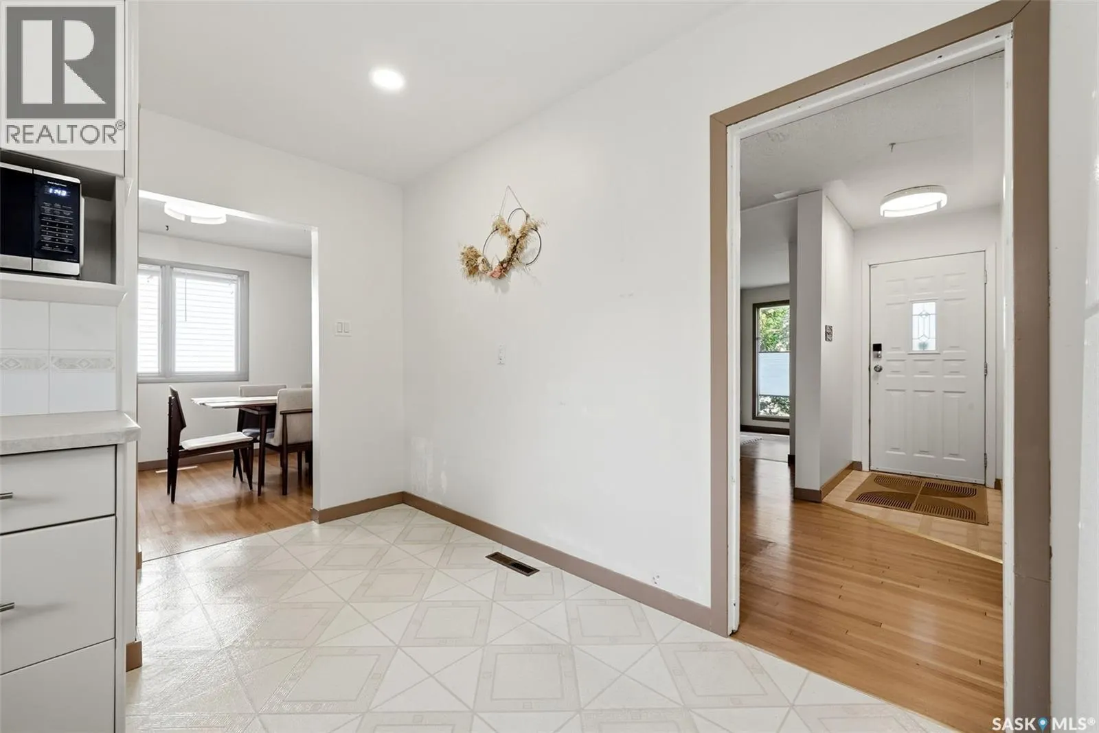 20 Montgomery ROAD