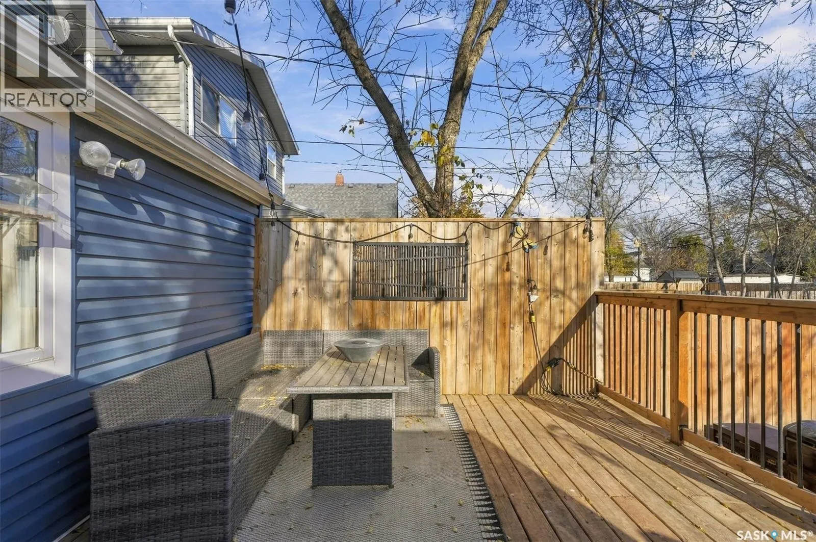 528 G AVENUE S