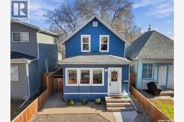 528 G AVENUE S