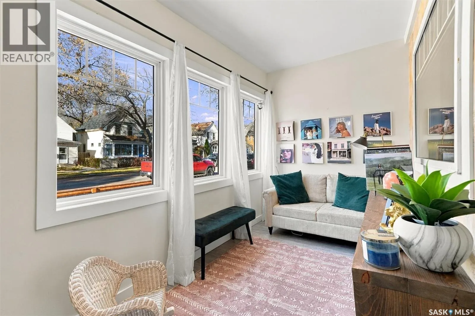 528 G AVENUE S