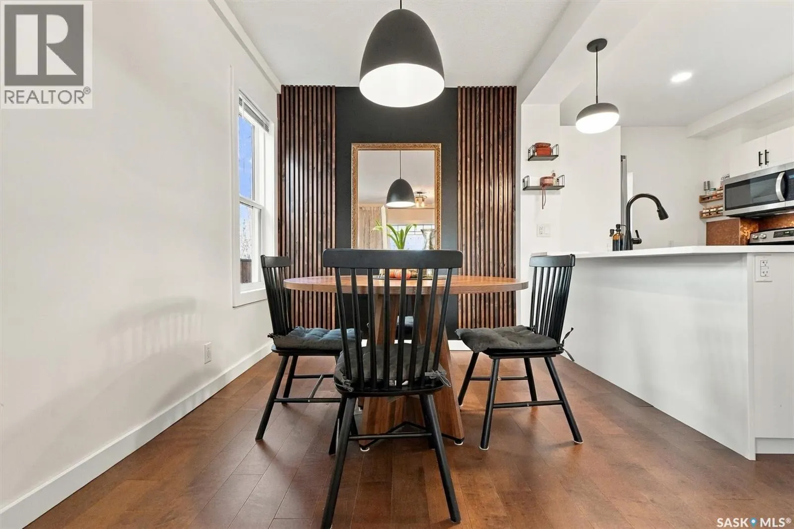 528 G AVENUE S