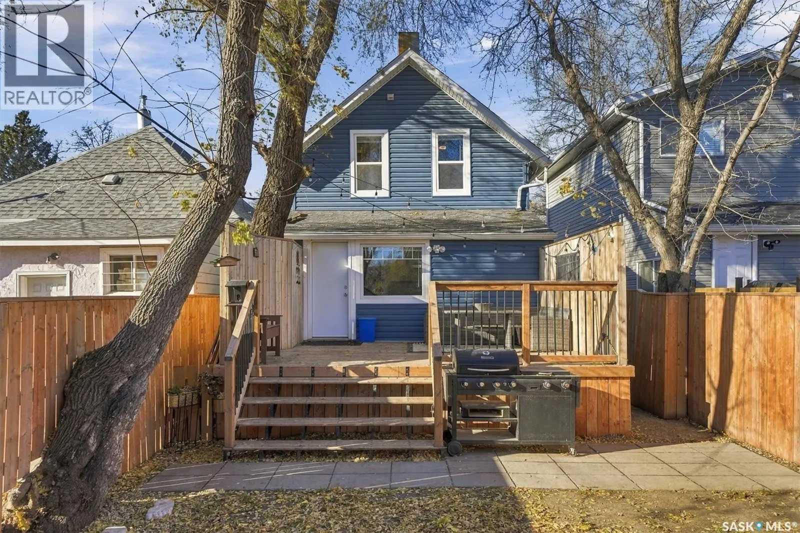 528 G AVENUE S