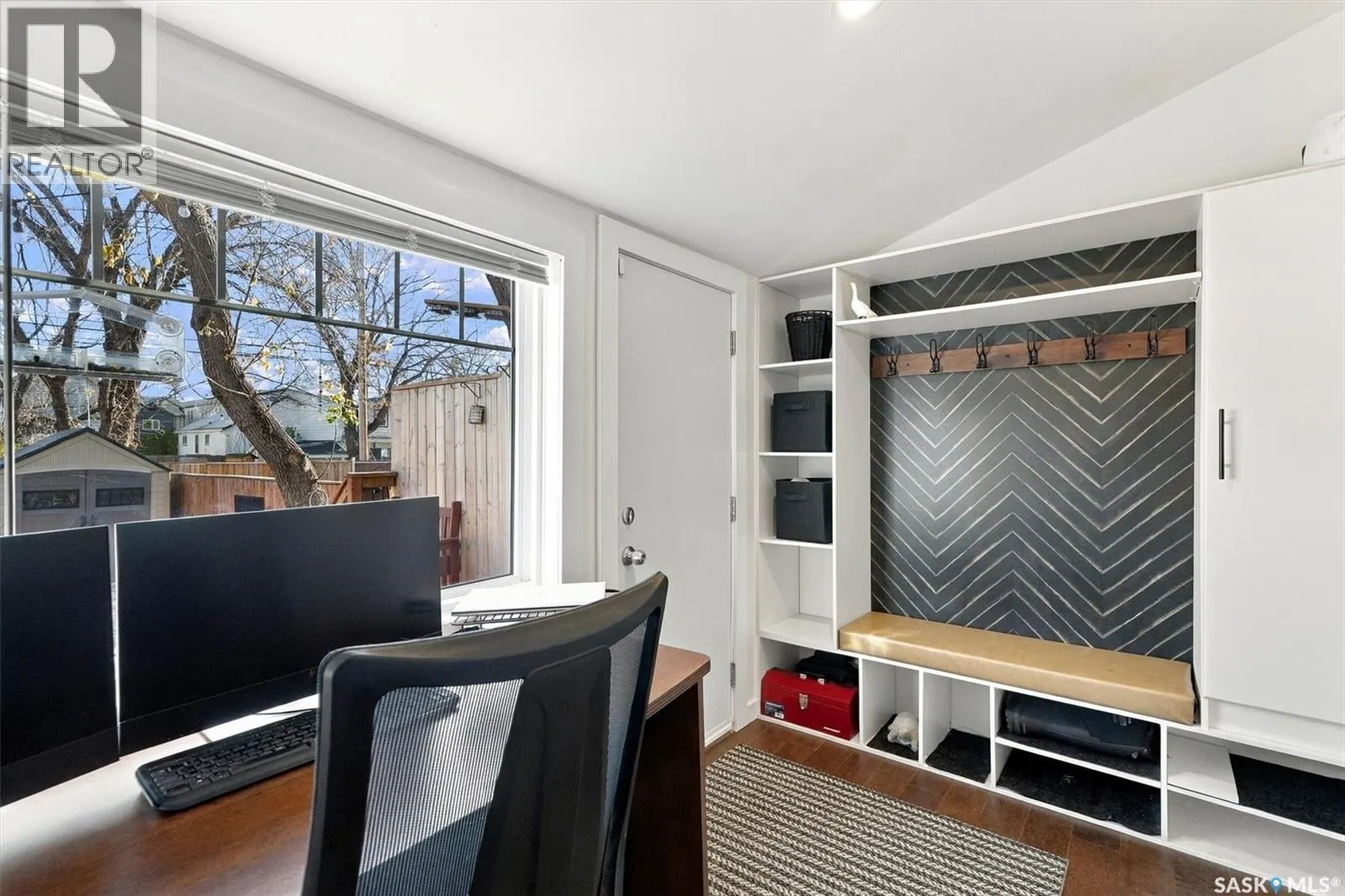 528 G AVENUE S