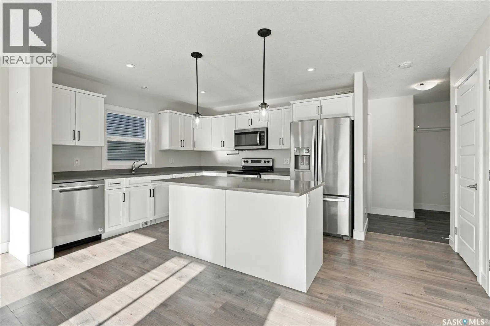 154 Cowan CRESCENT