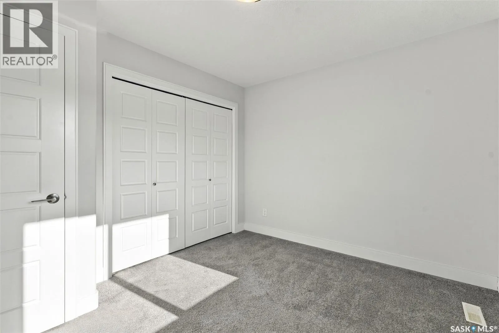 154 Cowan CRESCENT