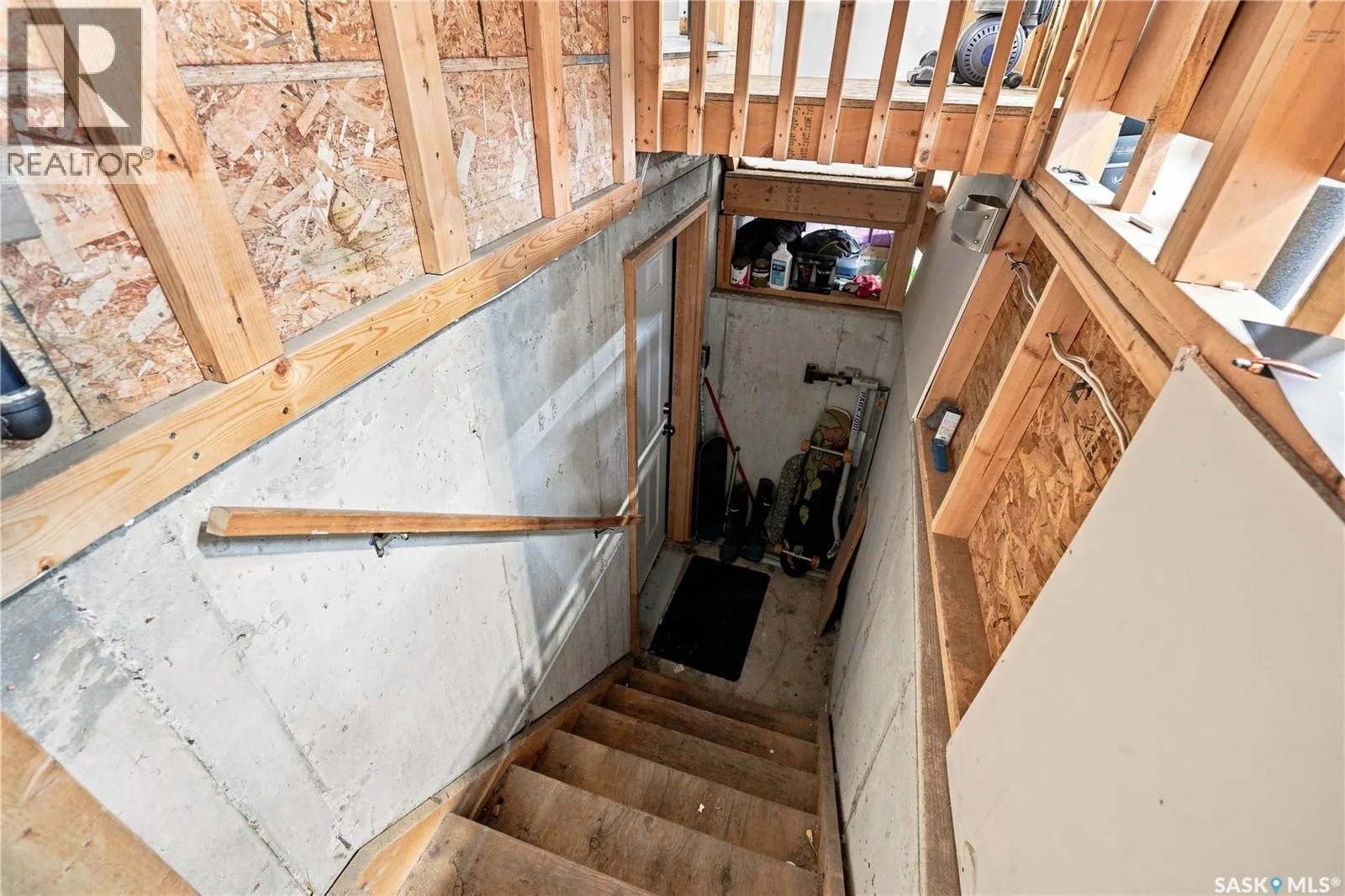 3010 37th STREET W