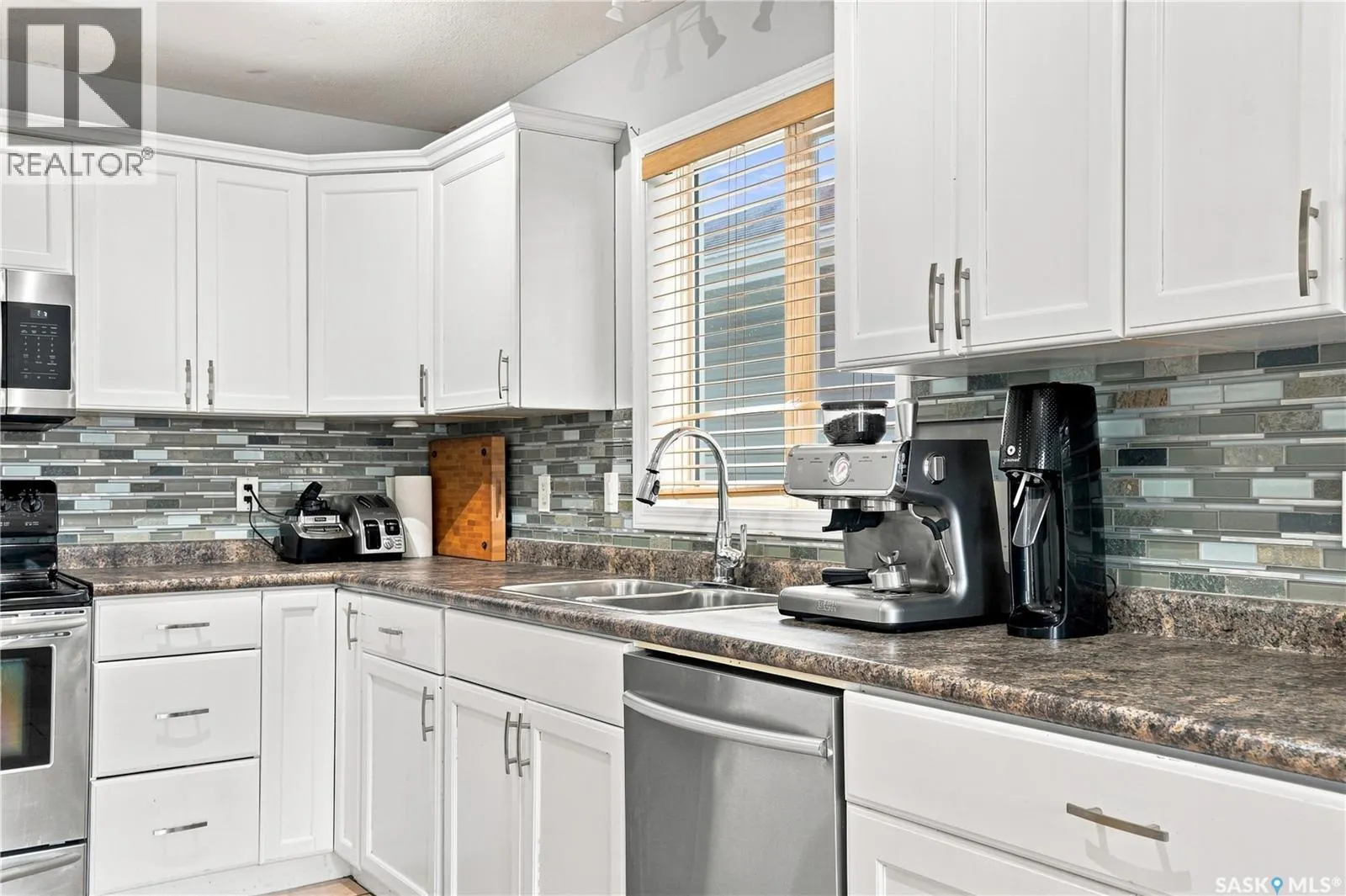3010 37th STREET W