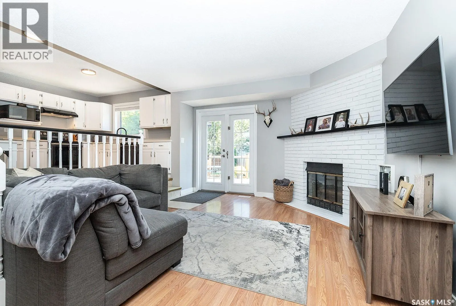 343 Armstrong WAY