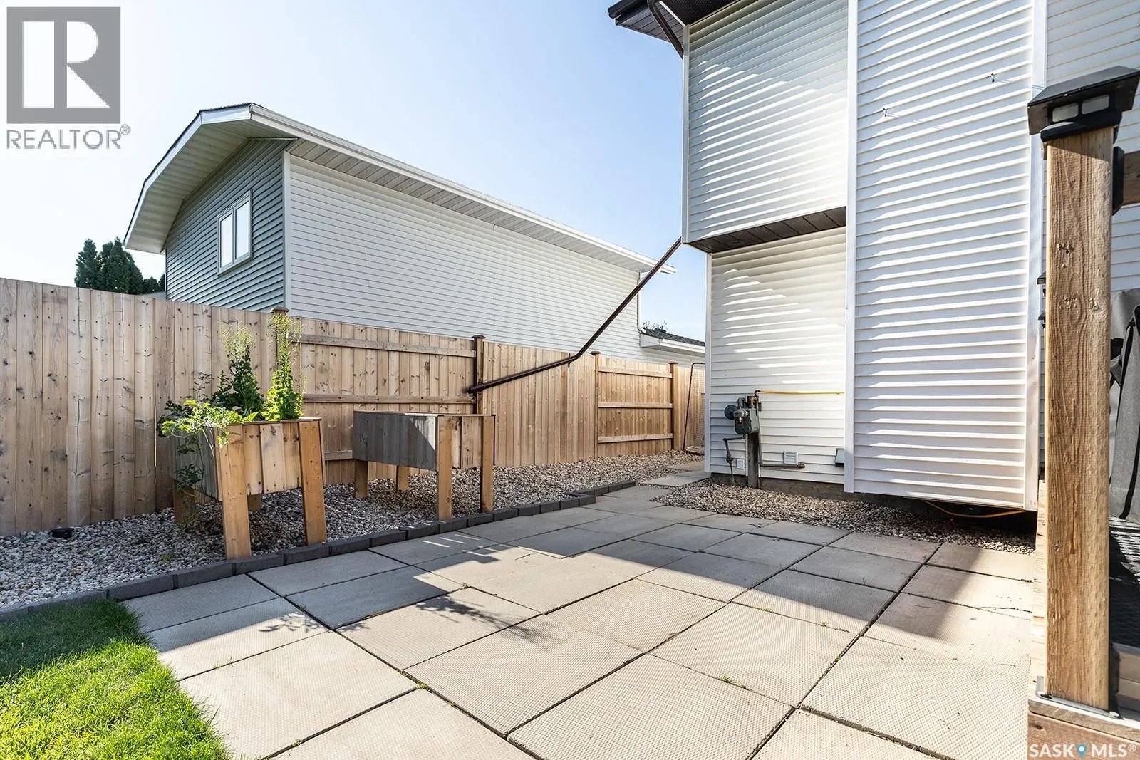 343 Armstrong WAY