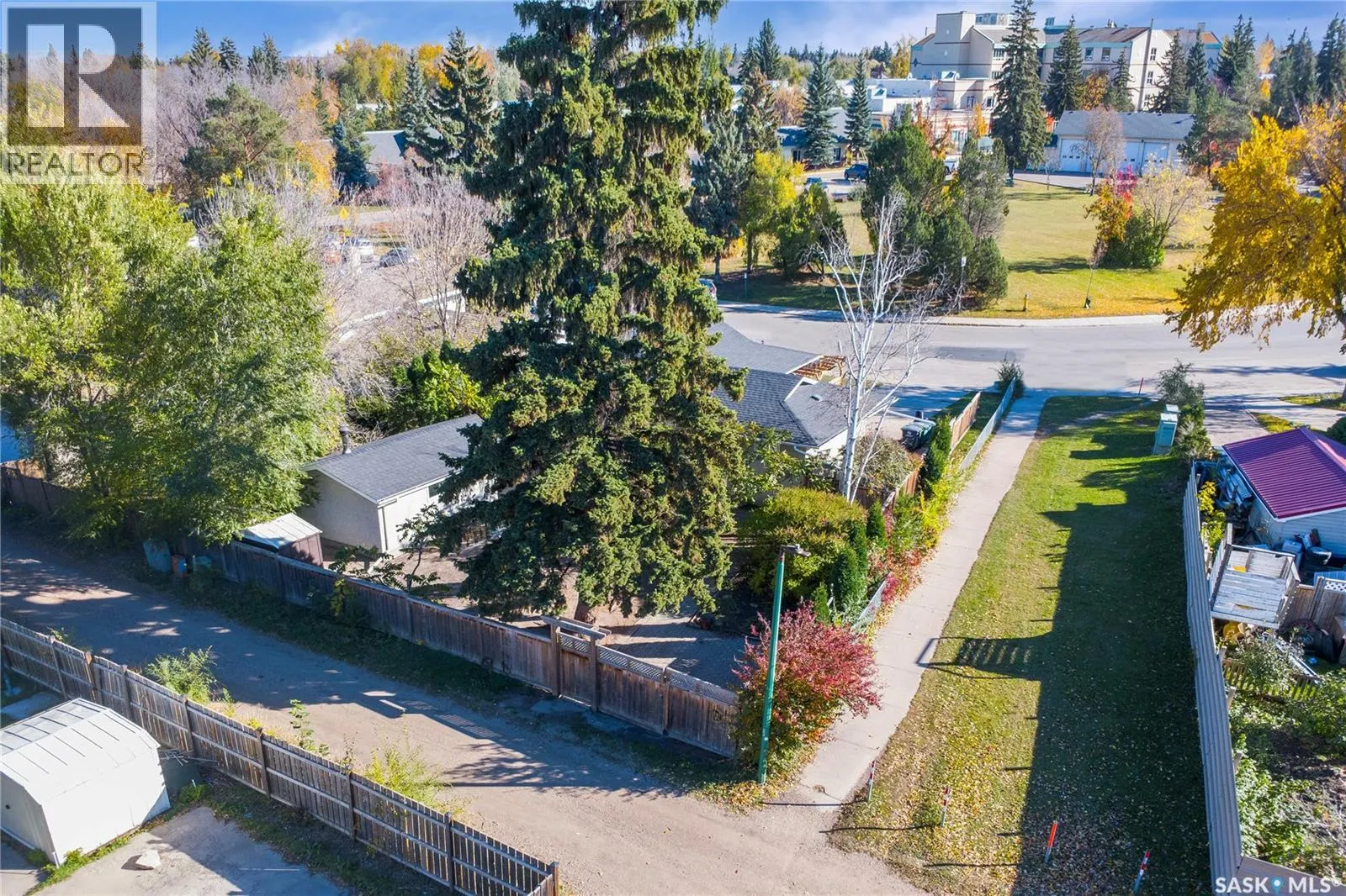 330 Acadia DRIVE