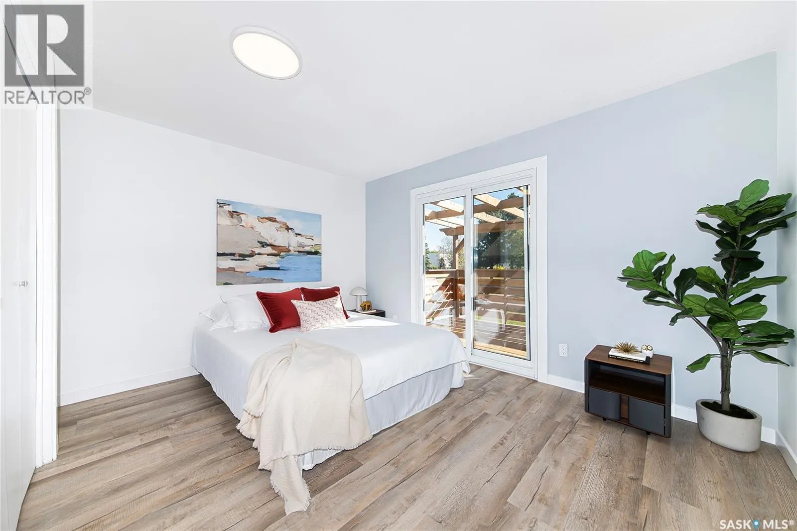 330 Acadia DRIVE
