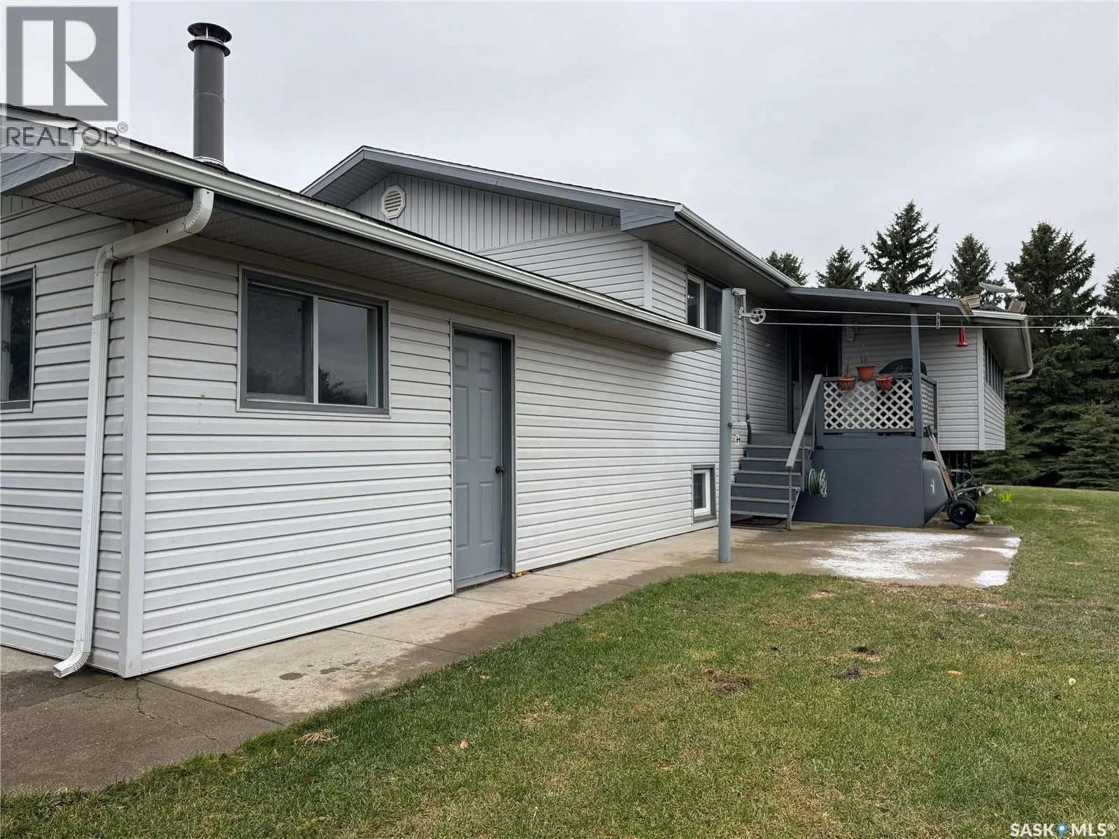 Guenther Acreage