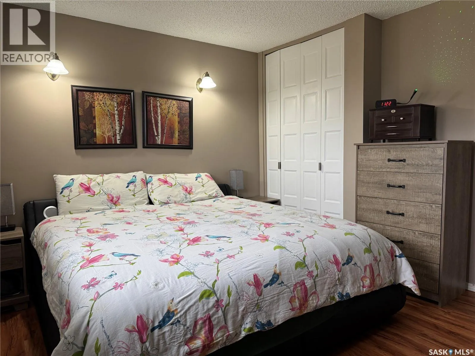 Guenther Acreage