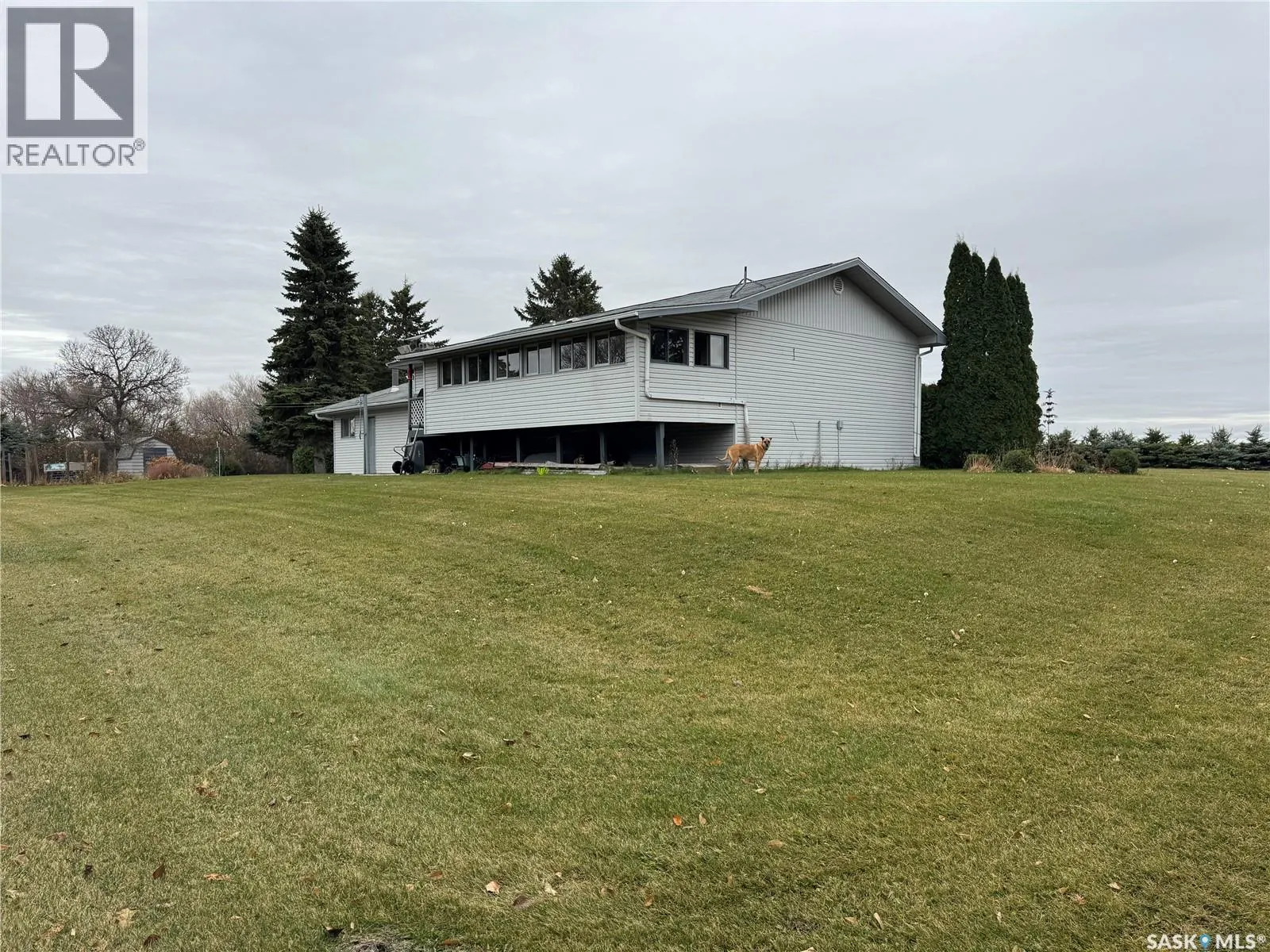 Guenther Acreage