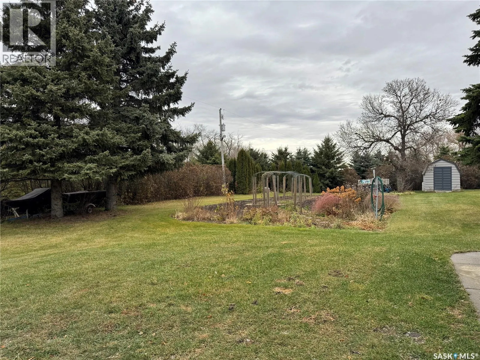 Guenther Acreage